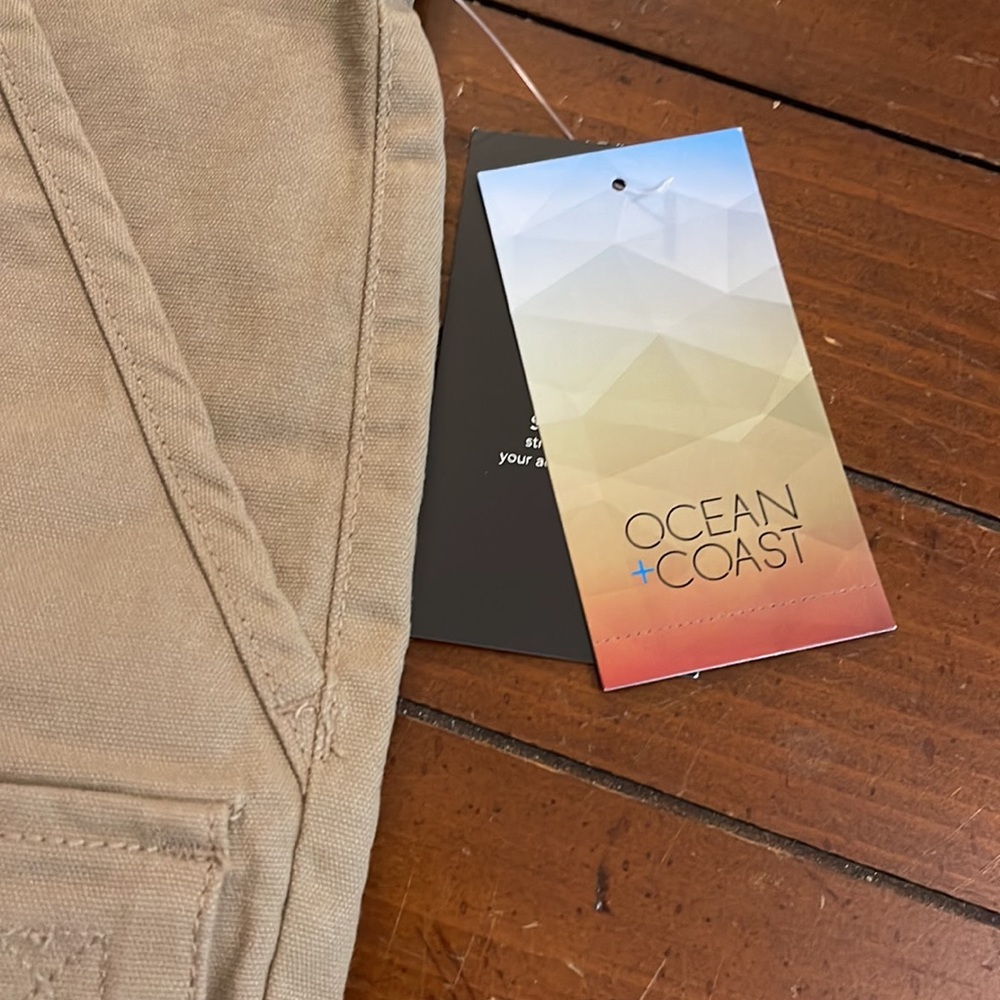 Shorts - Picture 2 of 7